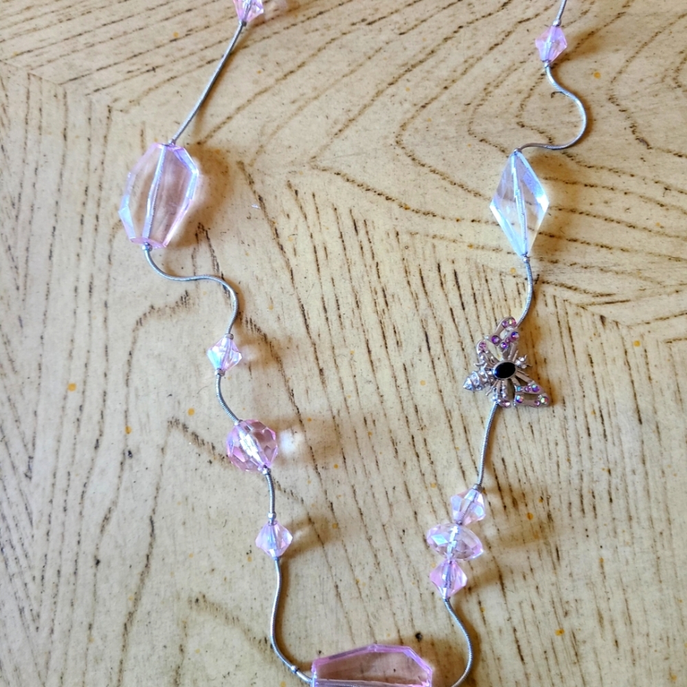 21" long violet/pink necklace